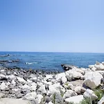 Retreat In 公寓