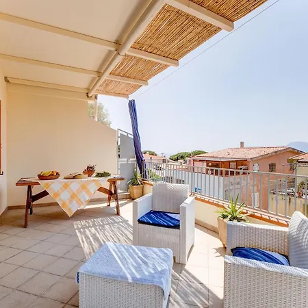 Apartment Retreat In Cala Gonone