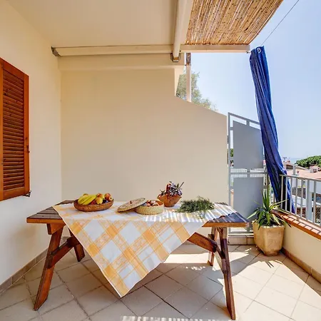 Retreat In Appartamento Cala Gonone